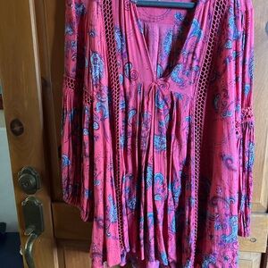 Free people bohomium tunic. Size medium in super condition .